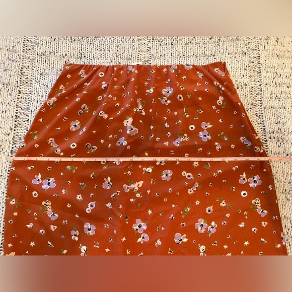 Sanctuary Floral Print Midi Faux-Wrap Skirt Rust Orange Size L, NWT - Picture 4 of 6